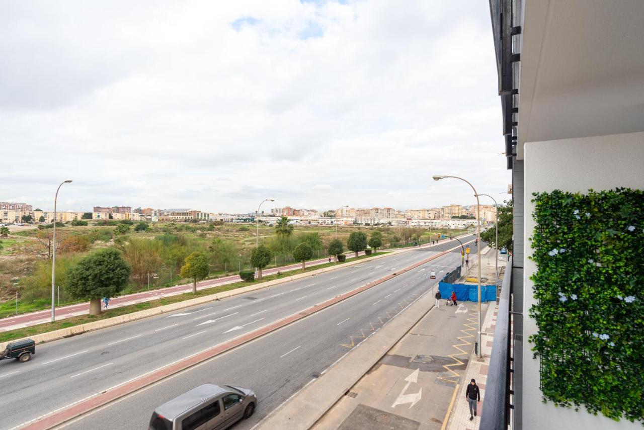 Apartament Modern Near Huelin & Free Parking Malaga
