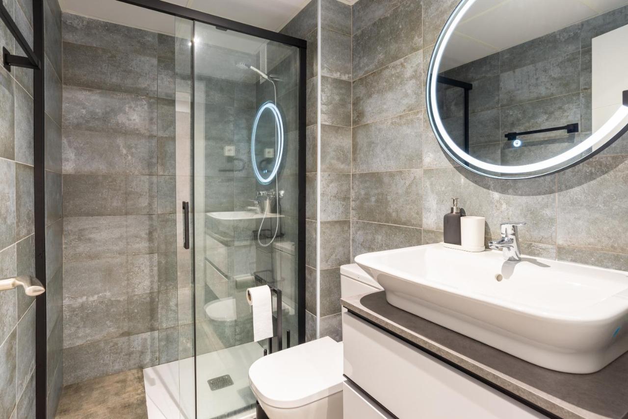 Modern Near Huelin & Free Parking Apartament Malaga
